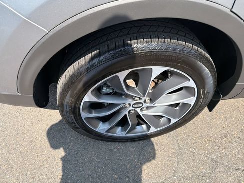 Certified 2022 Lincoln Nautilus Reserve AWD/4WD image 32