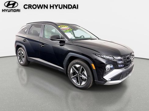 Used 2025 Hyundai Tucson SEL FWD image 3