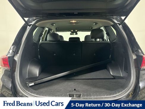 Used 2020 Hyundai Santa Fe SE image 25