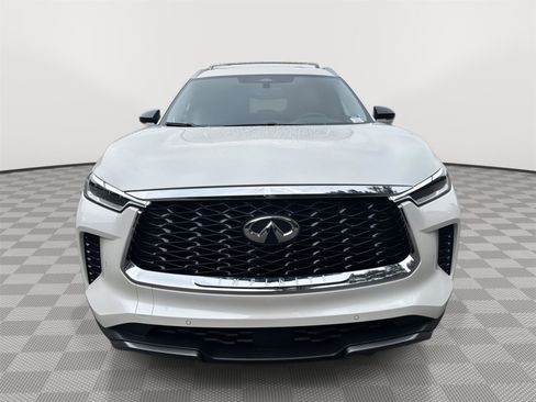 Certified 2025 INFINITI QX60 Sensory w/ Cargo Package image 3