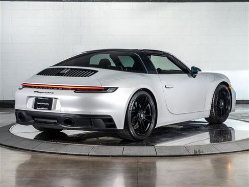 Used 2024 Porsche 911 Targa 4 GTS AWD/4WD image 9