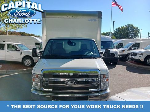 New 2027 Ford E-350 and Econoline 350 Super Duty w/ Power Equipment Group RWD image 7
