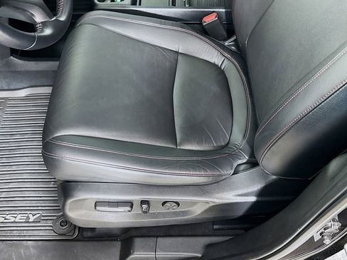 Used 2023 Honda Odyssey Sport image 19