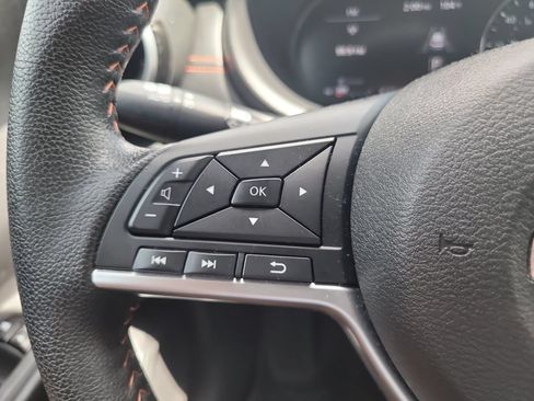 Used 2021 Nissan Kicks SR FWD image 29