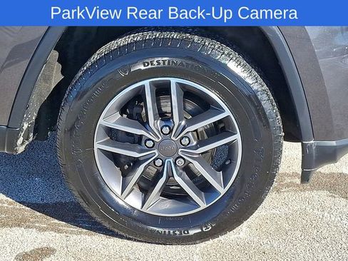 Used 2019 Jeep Grand Cherokee Limited image 9