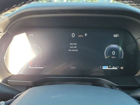 New 2025 Jeep Grand Cherokee L Altitude image 7