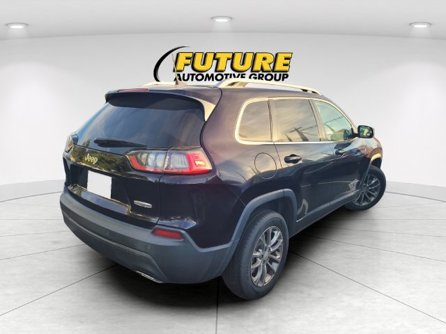 Used 2021 Jeep Cherokee Latitude Lux w/ Comfort/Convenience Group FWD image 3