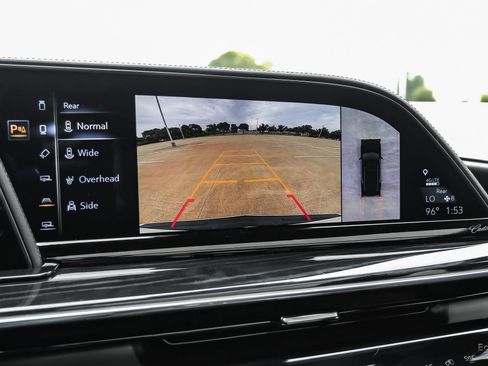Used 2024 Cadillac Escalade ESV V AWD/4WD image 71