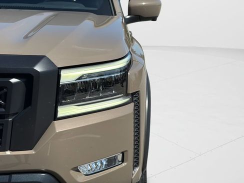 Used 2022 Nissan Frontier Pro-X image 26