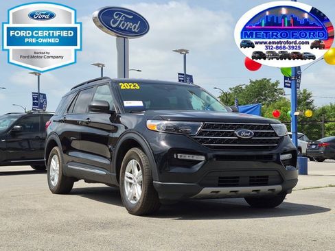 Certified 2023 Ford Explorer XLT w/ Equipment Group 202A AWD/4WD image 1