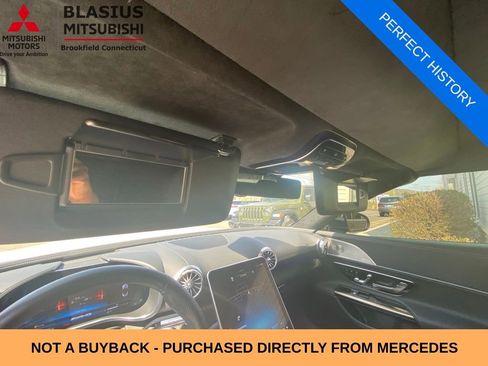 Used 2022 Mercedes-Benz SL 55 AMG 4MATIC w/ Driver Assistance Package image 61
