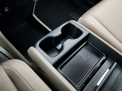 Used 2023 Honda Odyssey EX image 16