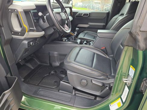 Used 2022 Ford Bronco Badlands AWD/4WD image 16