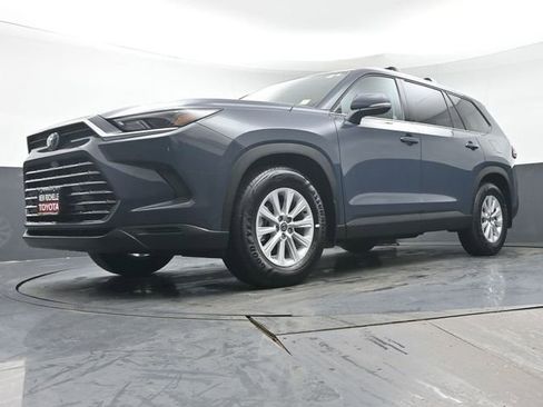 Used 2026 Toyota Grand Highlander AWD Hybrid image 26