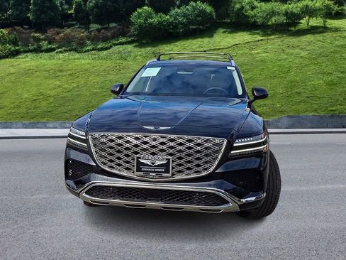 Used 2025 Genesis GV80 3.5T Prestige image 3