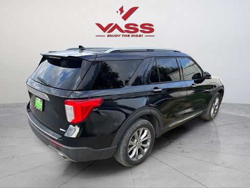 Used 2020 Ford Explorer Limited AWD/4WD image 5