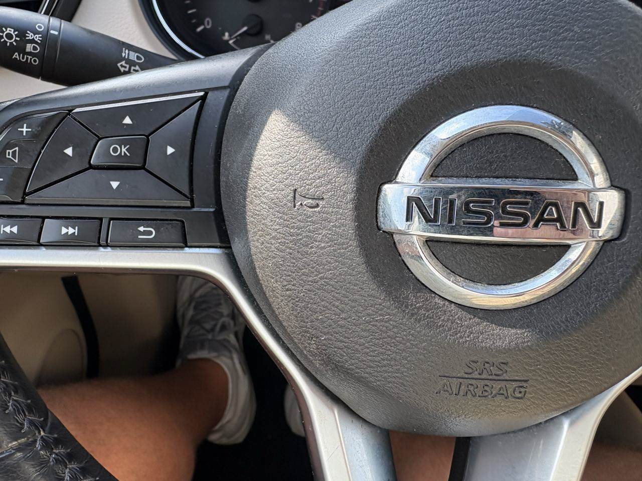 Used 2019 Nissan Rogue SV w/ Sun & Sound Touring Package FWD image 14