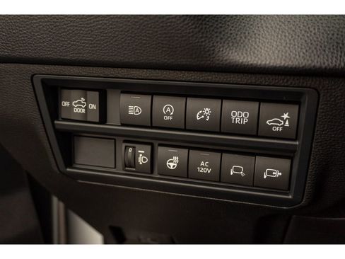 New 2026 Toyota Tundra Limited AWD/4WD image 27