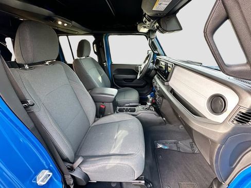 Used 2024 Jeep Wrangler Unlimited Sport AWD/4WD image 28