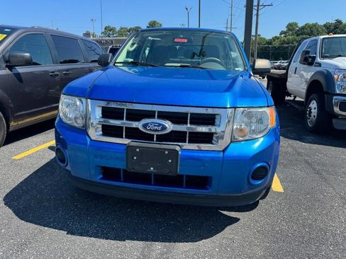 Used 2011 Ford Escape XLS w/ 101A Rapid Spec Order Code FWD image 4