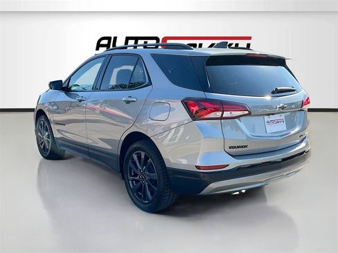 Used 2024 Chevrolet Equinox RS w/ LPO, Floor Liner Package image 5