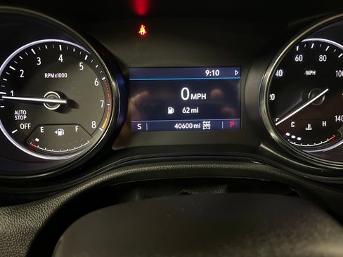 Certified 2023 Buick Encore GX Preferred w/ Cold Weather Comfort Package AWD/4WD image 21