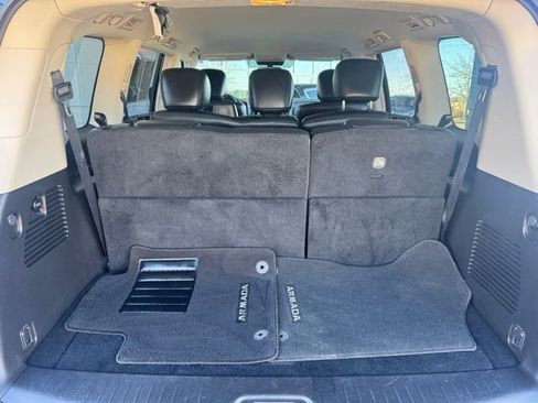 Used 2022 Nissan Armada SV image 28