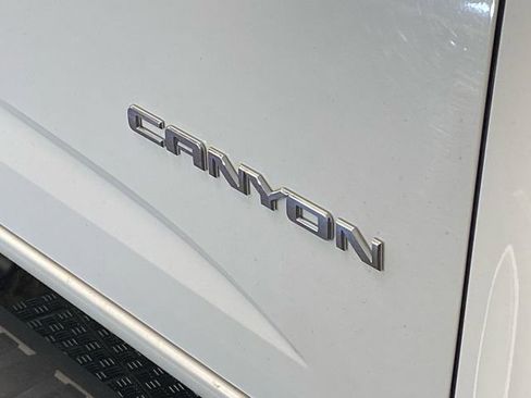 Used 2015 GMC Canyon SLE w/ SLE Convenience Package AWD/4WD image 24