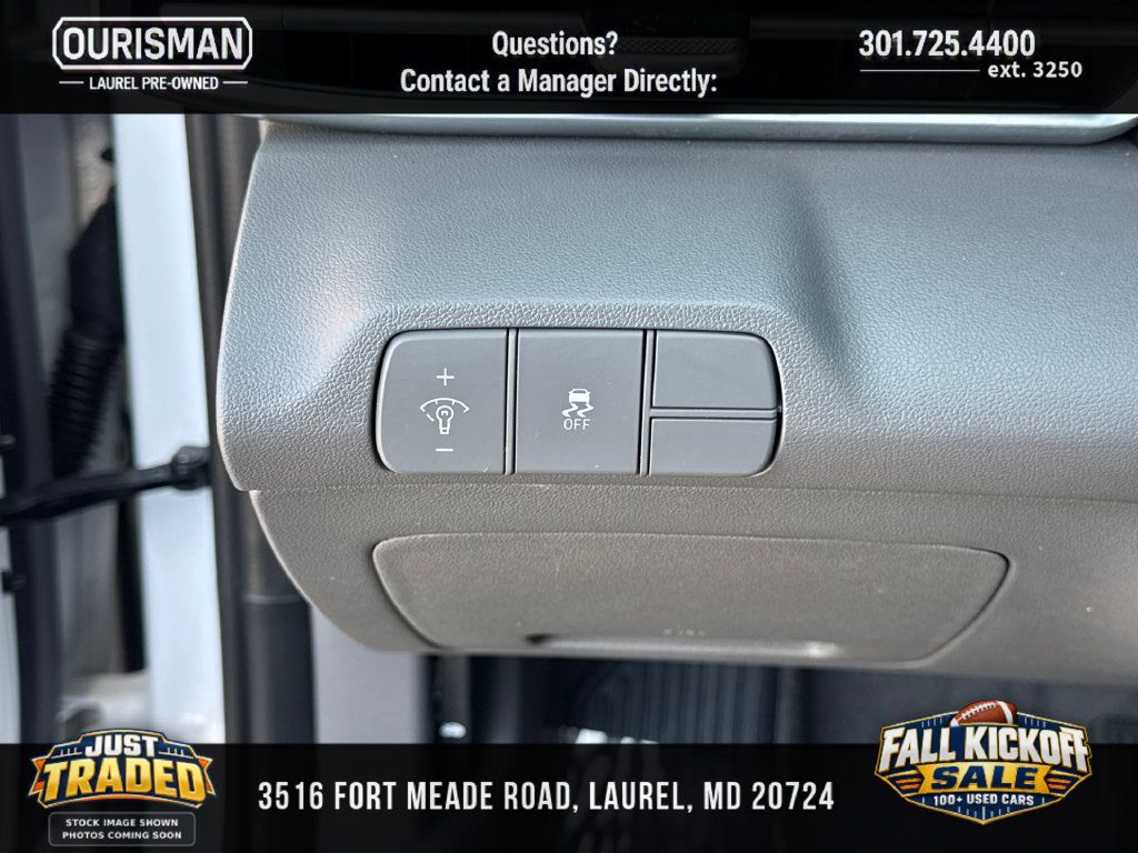 Used 2024 Hyundai Elantra SEL FWD image 26