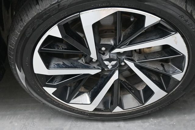 Used 2024 Mitsubishi Outlander SE FWD image 36