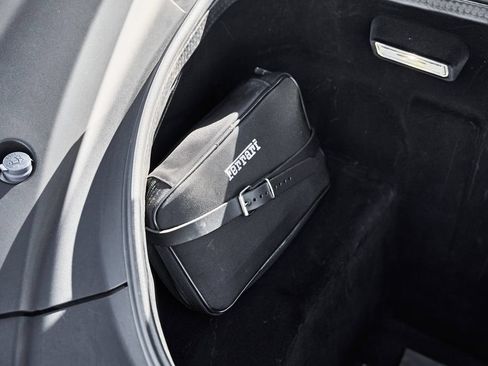 Used 2022 Ferrari F8 Tributo RWD image 17