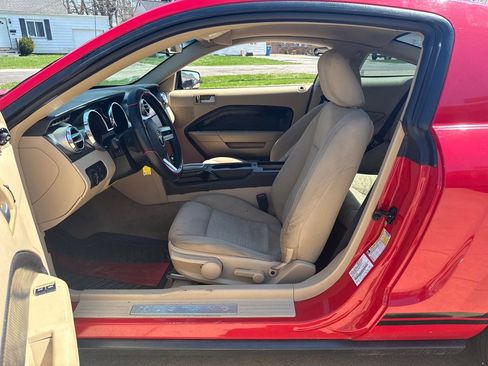 Used 2006 Ford Mustang Coupe image 9