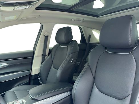 Used 2024 Genesis GV70 2.5T w/ Select Package image 35