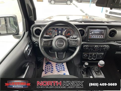 Used 2021 Jeep Wrangler Unlimited Sport image 12