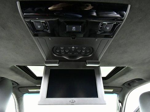 Used 2020 Cadillac Escalade Platinum image 5