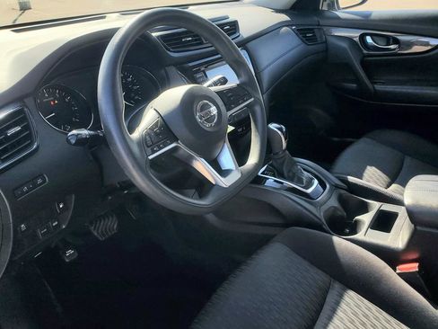 Used 2018 Nissan Rogue S FWD image 14