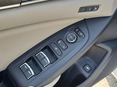 Used 2021 Honda Accord EX-L image 23