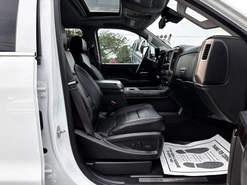 Used 2015 GMC Sierra 2500 Denali w/ Duramax Plus Package AWD/4WD image 31