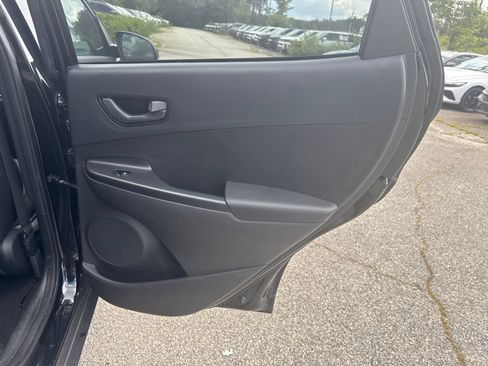 Used 2023 Hyundai Kona SEL AWD/4WD image 16
