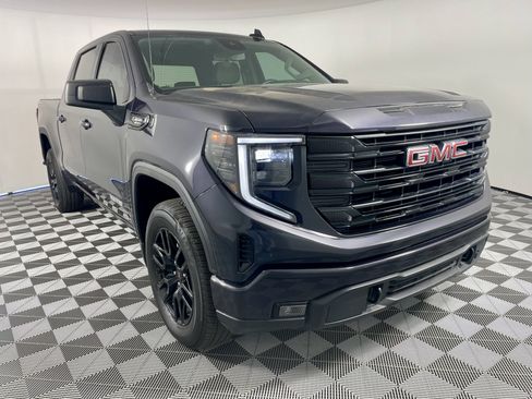 Used 2025 GMC Sierra 1500 Elevation w/ Max Trailering Package AWD/4WD image 7