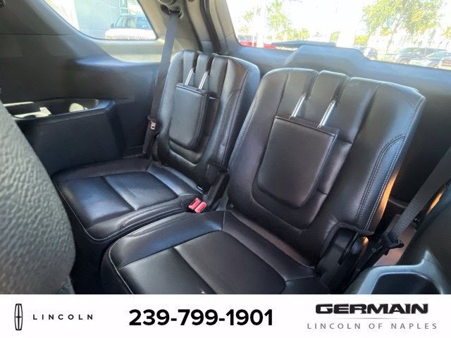 Used 2019 Ford Explorer Limited w/ Ford Safe & Smart Package FWD image 16