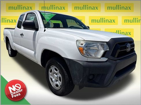 Used 2015 Toyota Tacoma 2WD Access Cab image 1
