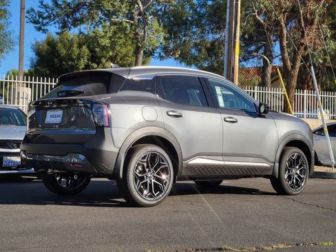 New 2026 Nissan Kicks SR w/ SR Premium Package image 2