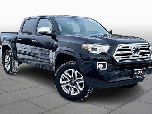 Certified 2019 Toyota Tacoma Limited image 2