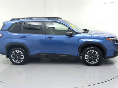 Certified 2025 Subaru Forester Premium w/ Protection Package image 5