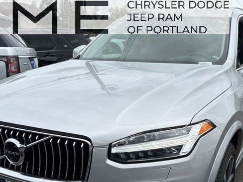 Used 2022 Volvo XC90 T6 Momentum w/ Advanced Package AWD/4WD image 1