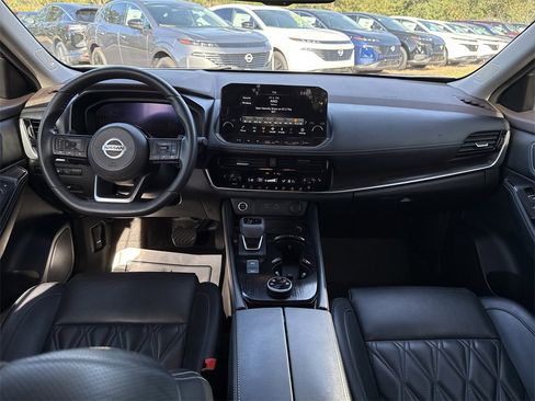 Certified 2021 Nissan Rogue Platinum image 21