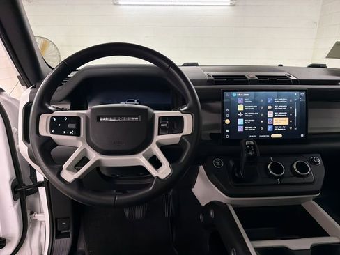 Used 2025 Land Rover Defender 110 S AWD/4WD image 6