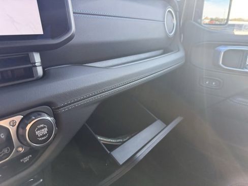 Used 2024 Jeep Wrangler High Altitude image 35