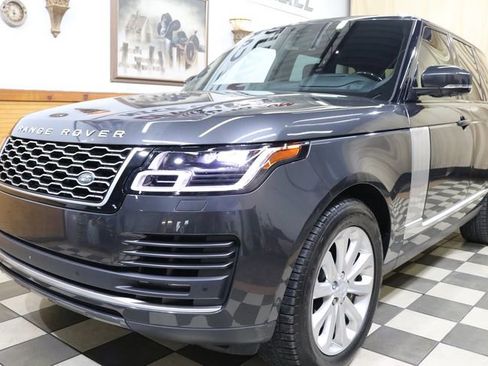 Used 2018 Land Rover Range Rover Supercharged image 6